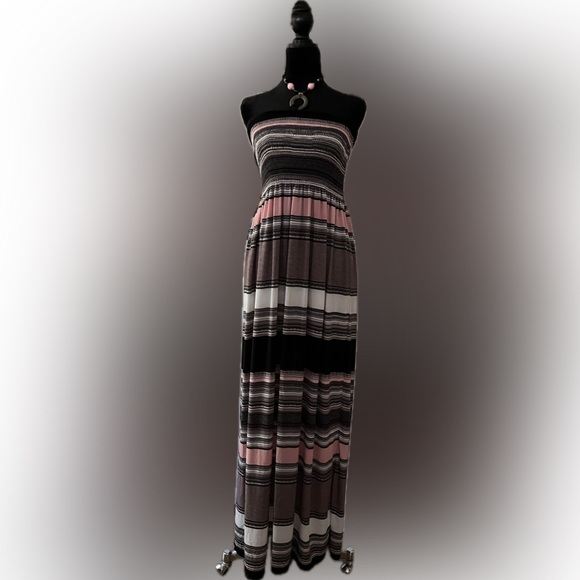 Meetu Magic Woman’s Beaded Neck Stripped Maxi Dress Size L - Picture 1 of 4